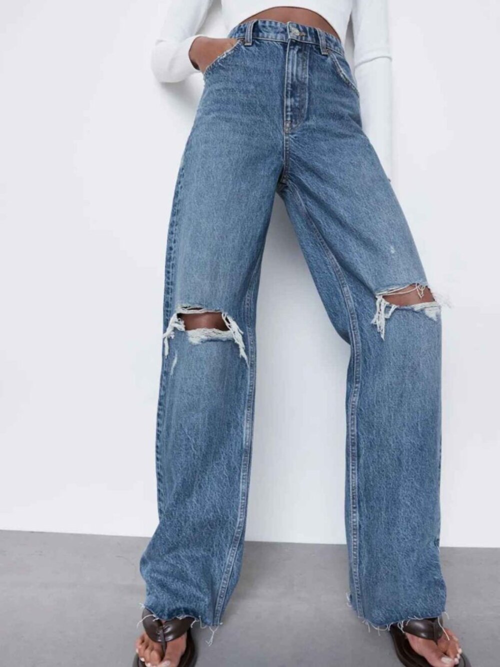 ZARA Women's Blue Cotton Wide Leg Ripped Raw Hem Jeans Size 0 39967